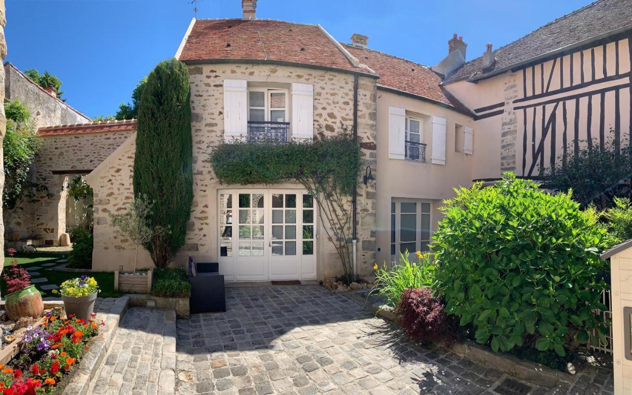 La Maison d'Emilie - Chambres d'hôtes Chaumes-en-Brie Exterior foto