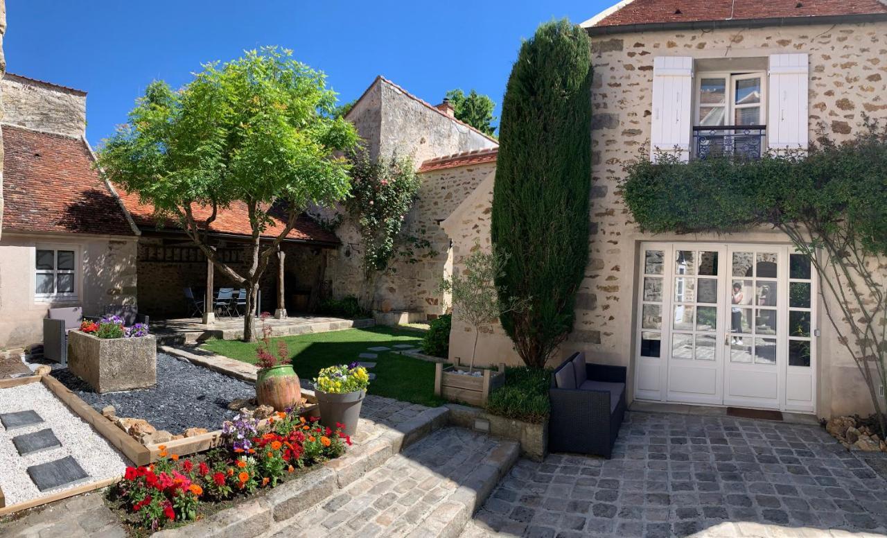 La Maison d'Emilie - Chambres d'hôtes Chaumes-en-Brie Exterior foto