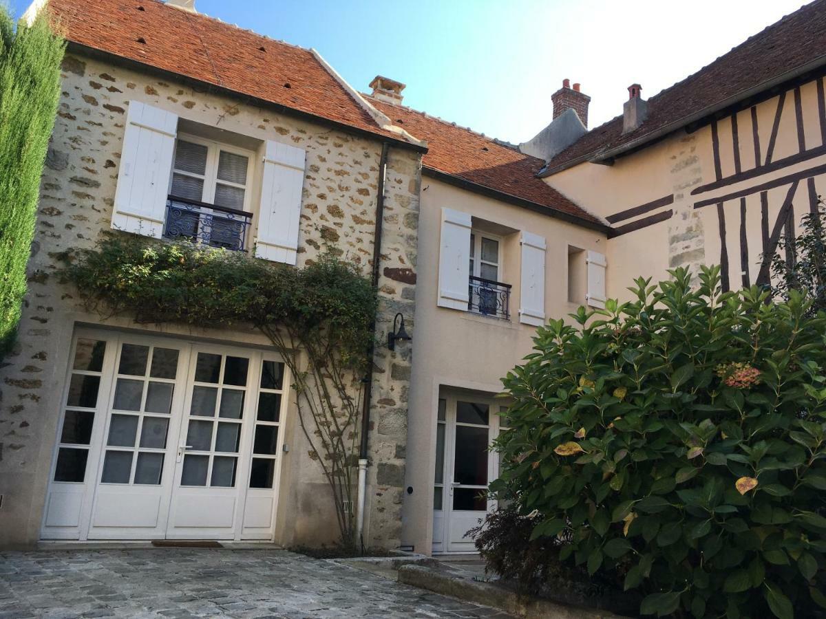 La Maison d'Emilie - Chambres d'hôtes Chaumes-en-Brie Exterior foto